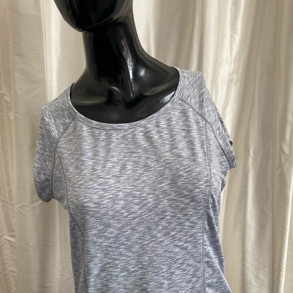 CALVIN KLEIN PERFORMANCE quick dry shirt top tshirt . M - Picture 3 of 9